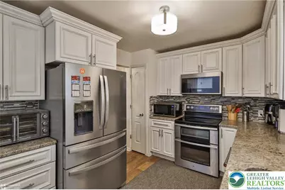 204 Ridings Circle, Macungie Boro, PA 18062 - Photo 17