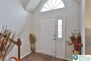 204 Ridings Cir, Macungie Boro, PA 18062 - Photo 3