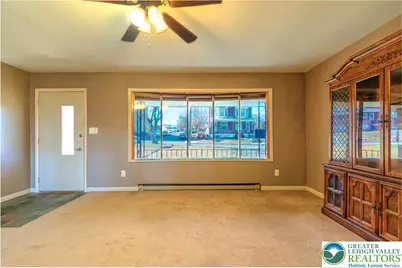 1135 Catasauqua Avenue, Allentown City, PA 18102 - Photo 5