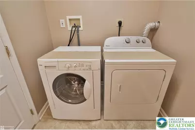 521 S New Street, Nazareth Boro, PA 18064 - Photo 15