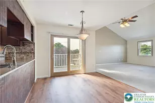 110 Drift Ct, Bethlehem Township, PA 18020 - Photo 9