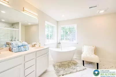 98 Sage Court, Mahoning Twp, PA 18235 - Photo 7