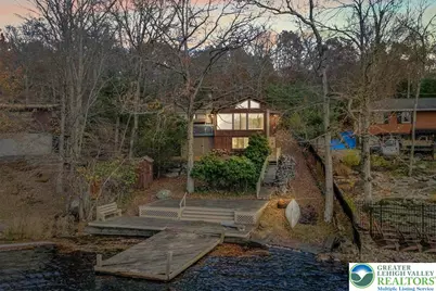 6361 Lakeshore Drive E, Middle Smithfield, PA 18302 - Photo 1