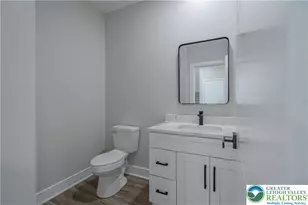 158 Jeffrey Ln, Allen Township, PA 18067 - Photo 9