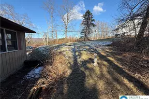 530 Old Main St, Lehigh Township, PA 18088 - Photo 11