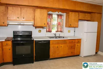 3914 Mauch Chunk Road, North Whitehall Twp, PA 18037 - Photo 3