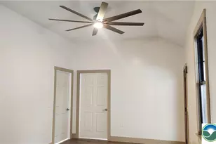 425 Pine St, Catasauqua Boro, PA 18032 - Photo 11