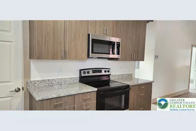 425 Pine Street #Rear, Catasauqua Boro, PA 18032 - Photo 7