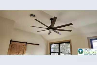 425 Pine Street #Rear, Catasauqua Boro, PA 18032 - Photo 13