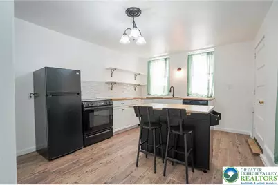 110 Orwigsburg Street, Tamaqua Boro, PA 18252 - Photo 17