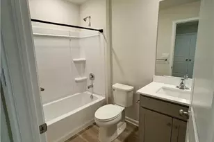 1203 Susan Cir, Upper Macungie Township, PA 18031 - Photo 11