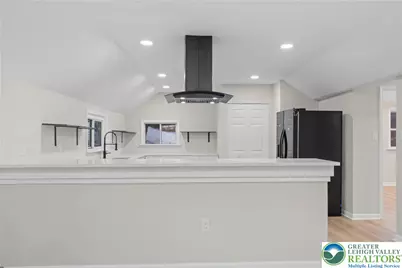 656 Creek Road, Moore Township, PA 18014 - Photo 3