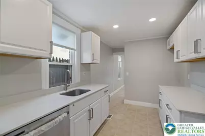 41 S Warren Street, Easton, PA 18042 - Photo 9