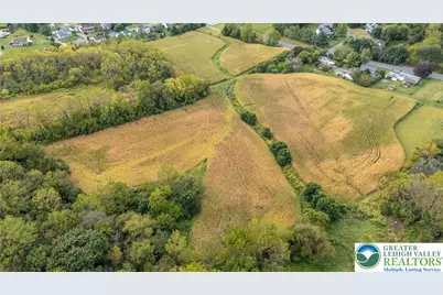 4381 Mauch Chunk Road, North Whitehall Twp, PA 18037 - Photo 9