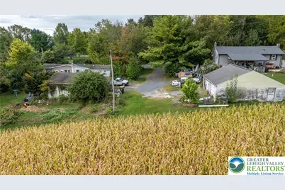 4381 Mauch Chunk Road, North Whitehall Twp, PA 18037 - Photo 7