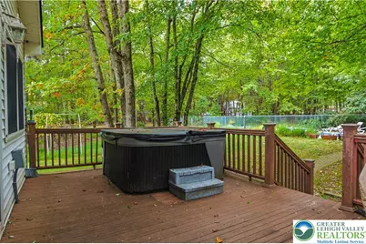 271 N Shore Drive, Tunkhannock Twp, PA 18210 - Photo 7