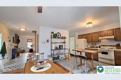 1391 Presidential Drive, Whitehall Twp, PA 18052 - Photo 3