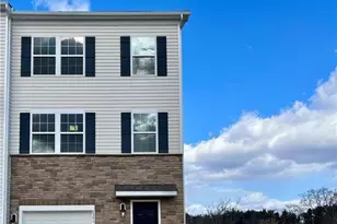 8341 Alexander Ct, Upper Macungie Township, PA 18031 - Photo 1