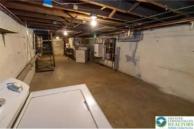 948 W Maple Street, Allentown City, PA 18101 - Photo 17