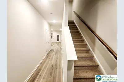 1266 Susan Circle, Upper Macungie Township, PA 18031 - Photo 5