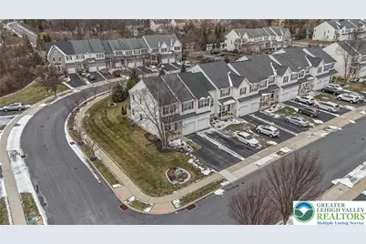 1092 King Way, Upper Macungie Township, PA 18031 - Photo 9