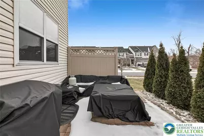 1092 King Way, Upper Macungie Township, PA 18031 - Photo 7