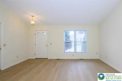 251 W 31st Street, Allen Township, PA 18067 - Photo 9