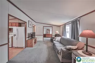 17 Canterbury Ct, Forks Twp, PA 18040 - Photo 7