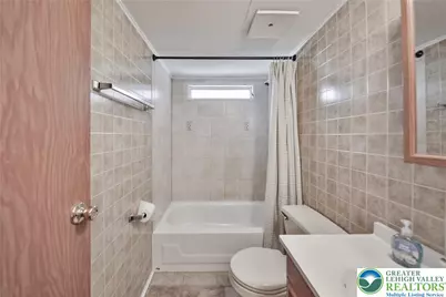 17 Canterbury Court, Forks Twp, PA 18040 - Photo 41