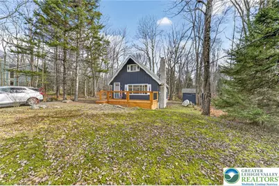 129 Mahoning Drive, Coolbaugh Twp, PA 18347 - Photo 5