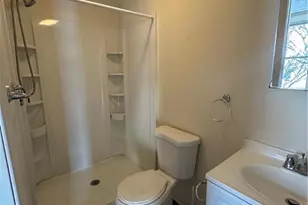 122 E Church St, Slatington Boro, PA 18080 - Photo 5