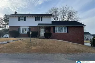 36 Hillside Dr, Coopersburg Boro, PA 18036 - Photo 1