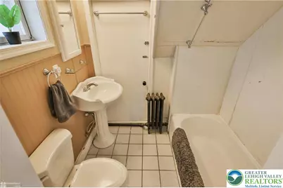 225 S 3rd Street, Bangor, PA 18013 - Photo 35