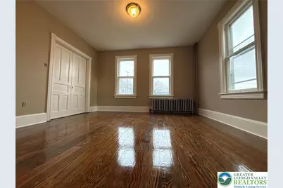 170 Whitfield Street #Floor 1, Nazareth Boro, PA 18064 - Photo 9