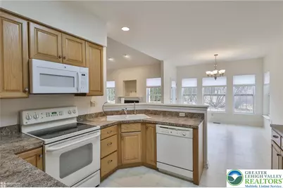 1384 Hennaberry Lane, Forks Twp, PA 18040 - Photo 17