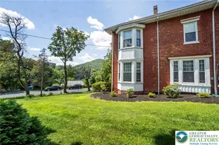 11 E Front St, Jim Thorpe Boro, PA 18229 - Photo 3