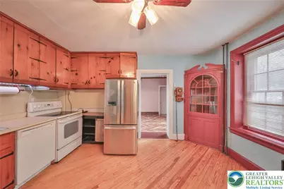 1333 Spring Valley Road, Bethlehem City, PA 18015 - Photo 17