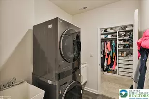 8012 Century Blvd, Lower Macungie, PA 18031 - Photo 35