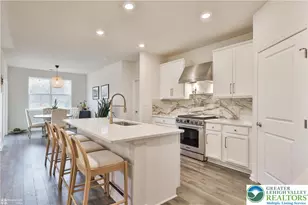 8012 Century Blvd, Lower Macungie, PA 18031 - Photo 15