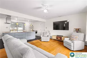 1322 Valley Rd, Bethlehem City, PA 18018 - Photo 3