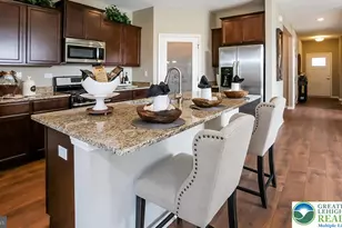 1534 Dresden Dr, Lower Macungie, PA 18031 - Photo 3