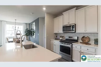 1518 Dresden Drive, Lower Macungie Twp, PA 18031 - Photo 7