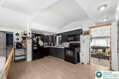 5761 Chestnut Street, Upper Milford Township, PA 18029 - Photo 5