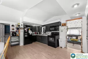 5761 Chestnut St, Upper Milford Township, PA 18029 - Photo 5