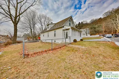 1138 Loxley Lane, Salisbury Township, PA 18103 - Photo 3