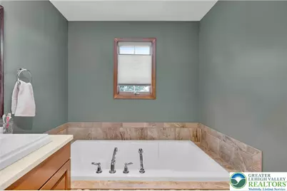 3904 Shirley Drive, North Whitehall Twp, PA 18078 - Photo 47