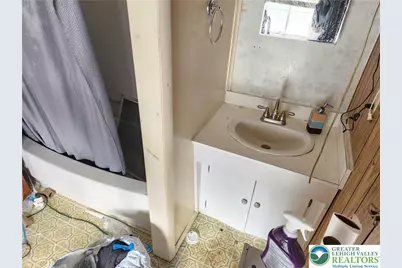 361 Main Street, Slatington Boro, PA 18080 - Photo 17