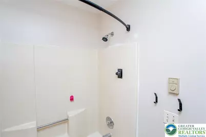 1661 Ilona Drive, Hellertown Boro, PA 18055 - Photo 35