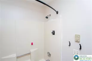 1661 Ilona Dr, Hellertown Boro, PA 18055 - Photo 35