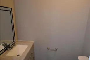 329 9th St, Easton, PA 18042 - Photo 9